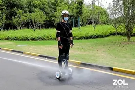 平衡车暴力测试：你还敢给孩子买这样的“车”？图片