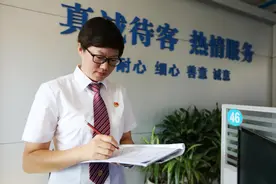 女兵张志琼：18年退伍不褪色 真情服务铁路货主图片