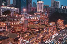 上世纪80年代重庆啥样？8月下旬全新升级的洪崖洞给你答案图片