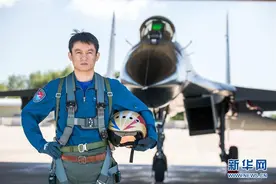 一切为打赢的空中利刃——记“最美新时代革命军人”姚凯图片