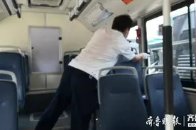 带两身衣服，为防晒黑只穿长袖，记者体验35℃高温下的济南公交图片