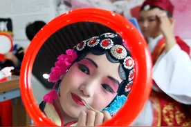 组图｜青花刀马旦，暑假公益课堂学柳腔非遗图片