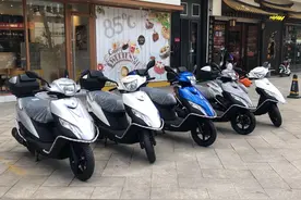 可了不得了，UU展车被一抢而空图片