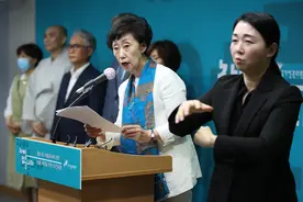 韩国国家人权委员会主席出现新冠疑似症状 已接受核酸检测图片