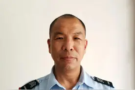 男孩突发抽搐，口吐白沫！司机乘客火速施救化危机图片