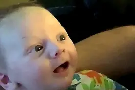 出生八周就能说“hello”，这是世界上最早能说话的婴儿吗？图片