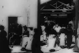 【八佰】是“佰”非“百”，为记住这场战斗中的每一个“人”图片