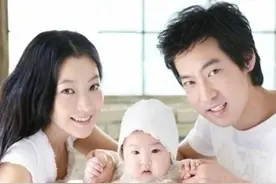 43岁女神金喜善透露女儿像爸，调侃不生二胎，“怕基因再输”图片