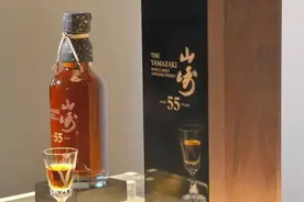 限量100瓶的山崎55年破日本最贵威士忌记录，一瓶价格可在东京买套房图片
