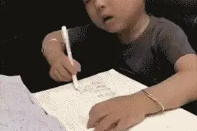 今晚注定鸡飞狗跳！杭州妈妈连发两条朋友圈，内容过于真实…这才是开学前最急的事图片