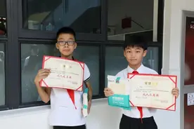 初一新生报到，见面礼是大米！杭师大与拱墅区合办九年制学校，今天启用啦图片