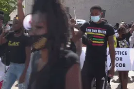美国威斯康星州遭警察枪击受害者父亲：我愿意接受中国媒体采访图片