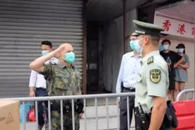 34200只口罩赠港警！“光头刘Sir”感谢武警赵大哥……图片