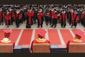 频现“批量”清退，博士生为何难毕业图片