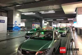 打出租车30公里收费280元：郑州一司机被罚款2000元 吊销从业资格证图片