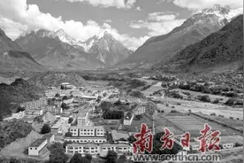 请博士进山 送孩子出山图片