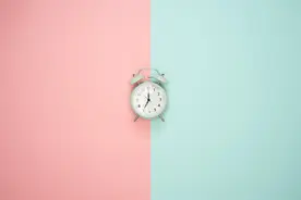 再说一遍应该怎么说？不要说“Can you repeat”哦图片