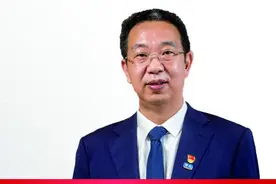 专访广东省盐业集团有限公司党委书记、董事长吕永钟：从“撑不过三个月”到超募近30%资金，解密盐业改革的广东经验图片