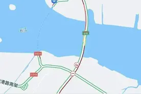 就现在，苏通大桥双向车多缓行！这个收费站临时关闭图片