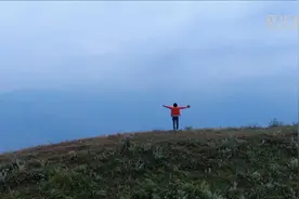 “山坡找网女孩”上大学了视频封面