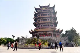 “十一”黄金周打卡黄鹤楼，来一场穿越时空对话古今的旅行图片