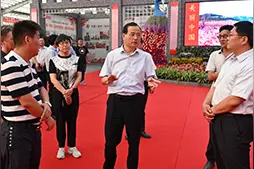 49秒丨青州市委书记韩幸福现场调度翰墨青州书画年会和花博会筹备工作图片