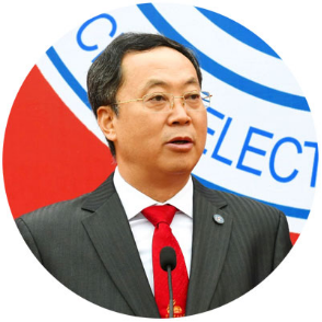 大学礼物·师者良言：愿每一位学子追求优秀“乘风破浪”