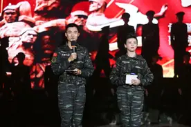 强军文化｜这首歌献给您，我亲爱的祖国图片