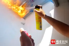 消防出身的民警自制喷火枪 为居民烧掉马蜂窝图片