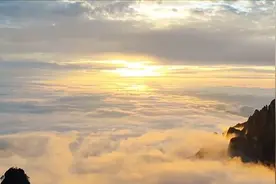 瞰见｜黄山光明顶的水墨云海