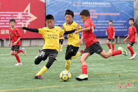 足球竞技乐享假期图片