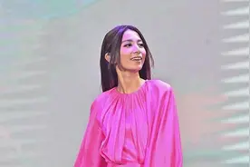 金曲奖吴青峰魏如萱封歌王歌后 邓紫棋喊话前公司：“我真的不是你手中的商品”图片