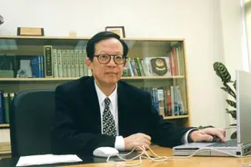 40年前王选在北大印出一本书，改变了我们的世界图片