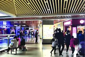 大学之城活力依旧图片