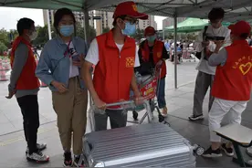 浙师大2020级新生开学报到图片