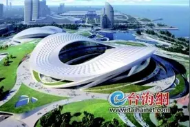 厦门白鹭体育场全国首创可变看台 设有25000个可移动或可拼装的坐席图片
