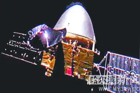 哈工大团队献礼国庆太空闪耀最美中国红图片