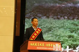 「自强脱贫 助残扶贫」侯伟：四叶参种出脱贫路图片
