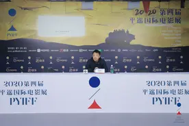 贾樟柯和平遥“最后的夜晚”图片