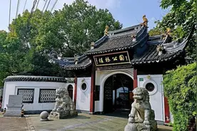 六角亭、长方亭、圆亭……桂林公园里“亭亭玉立”图片