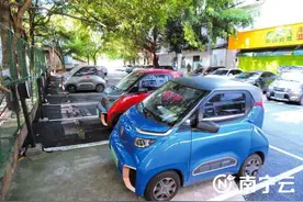 南宁将改造240个老旧小区 增设更多充电桩方便车主家门口充电图片