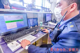 城际铁路刷码乘车方便吗？来看记者的实地体验图片