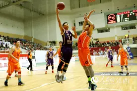 江西男子篮球联赛揭幕战 萍乡客场大胜吉安图片
