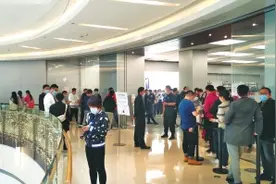 iPhone 12正式开售 有网友称买海南免税店的更划算图片