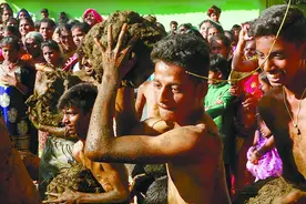 牛粪，印度人的灵魂伴侣图片