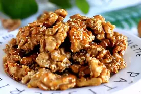 把核桃放锅里蒸一蒸，没想到这么厉害，涨知识了图片