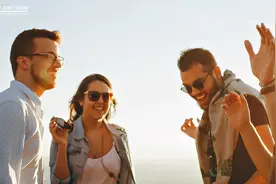 救命！为什么全世界都在心疼哥哥啊图片