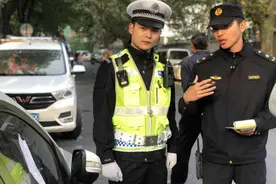 “警网融合”，南京秦淮区用新点子破解老城区“行路难”图片