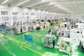 “新动能·新烟台——云端聚焦制造业创新”媒体行｜隆基机械助力民族汽车工业振兴发展图片