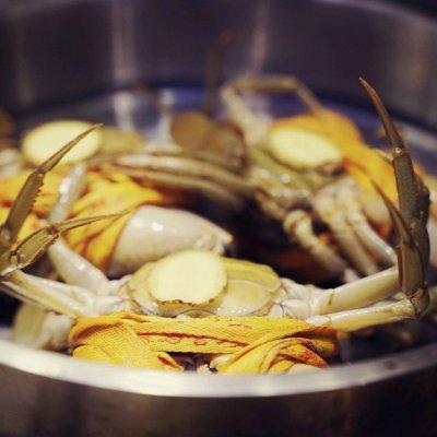 这道#下饭红烧菜#葱油蟹太销魂，连吃3天都不腻